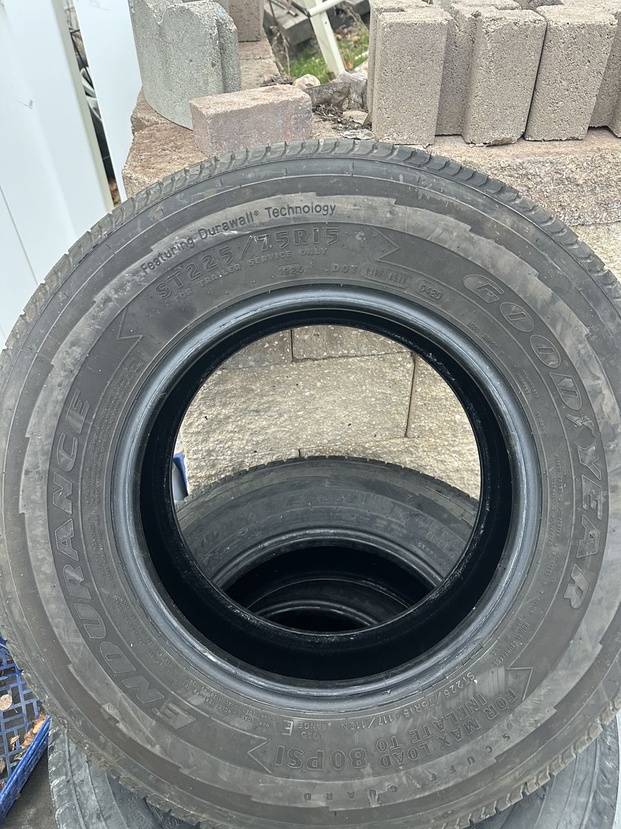Goodyear Endurance 225/75R15 10ply
