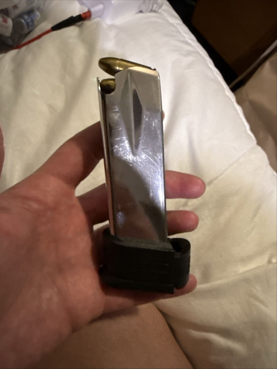 Springfield Armory XD Gear 9mm Pistol Magazines with Holster