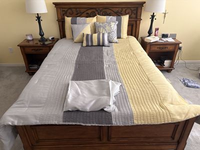 Seven piece queen comforter set