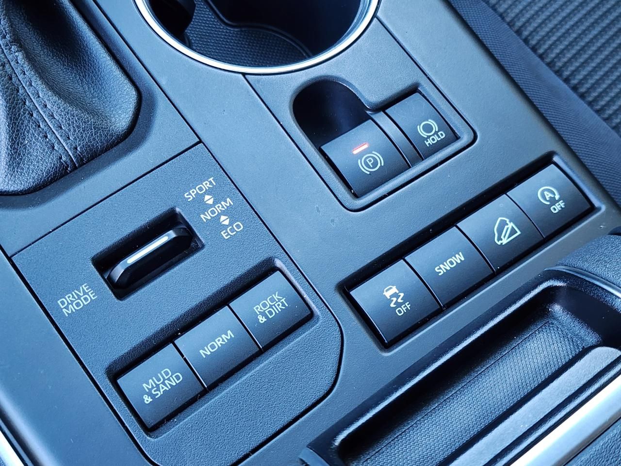 Main image 16