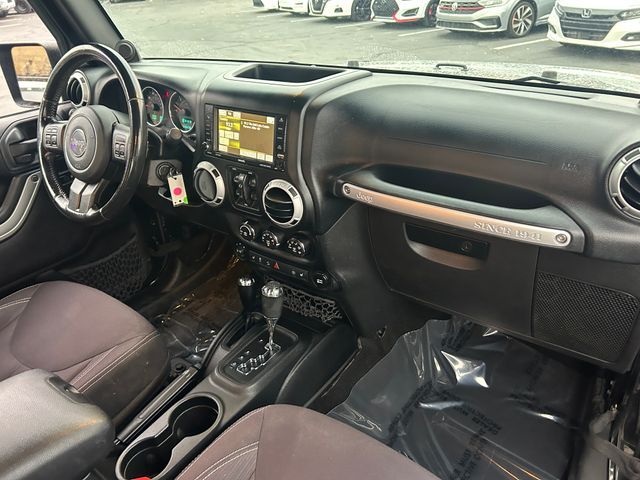 Main image 30