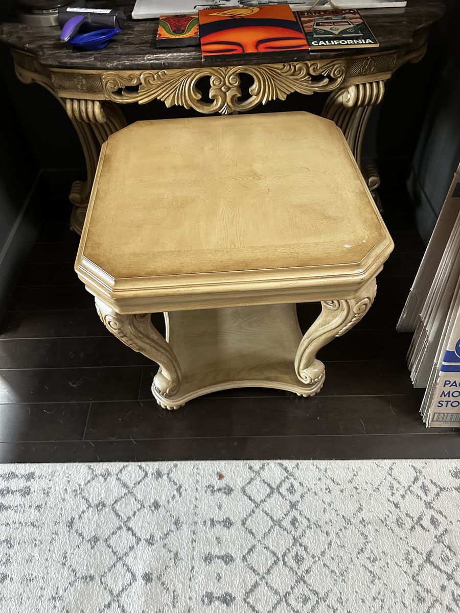 Vintage Carved Wood Accent End Table with Lower Shelf - Ornate Detail