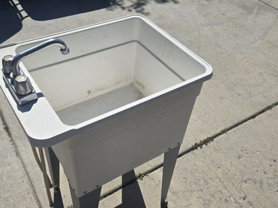 garage sink