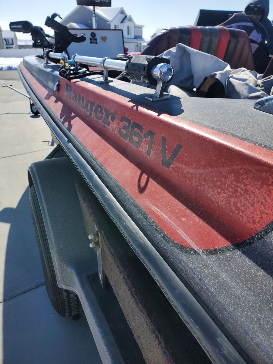 1989 ranger 361v