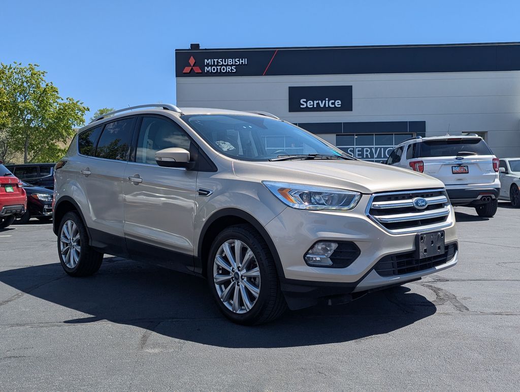 2017 FORD ESCAPE Titanium