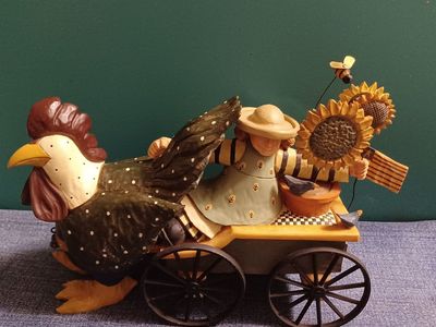 "Farmer's Market" Williraye Studio Figurine