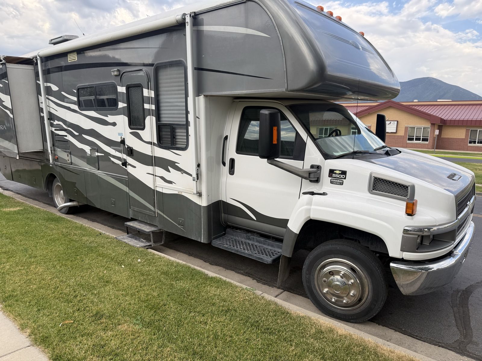 2006 c class Gulf Stream diesel duramax