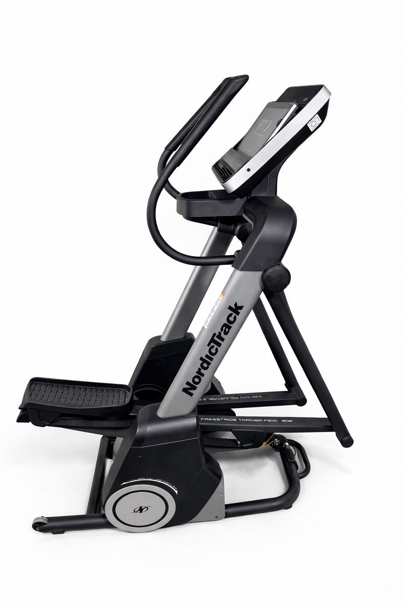 NordicTrack FS14i freestride elliptical trainer