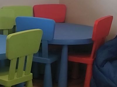 Todler table with 4 chairs set