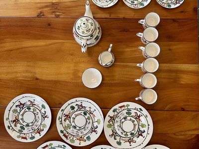 Crown Staffordshire English Hunt Tea/Coffee set