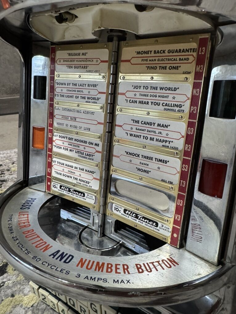 Antique Seeburg Jukebox Wallbox