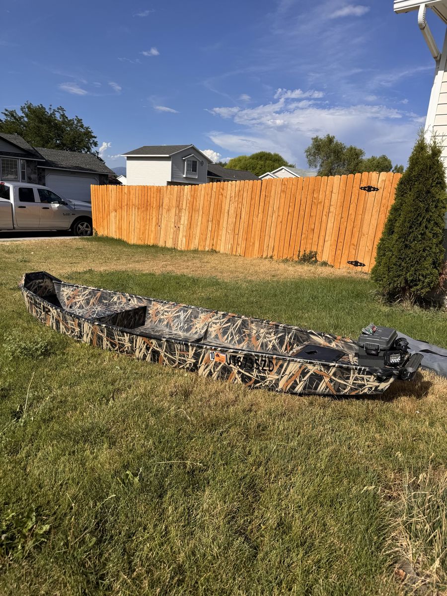 Pintail pirogue 12’ duck boat