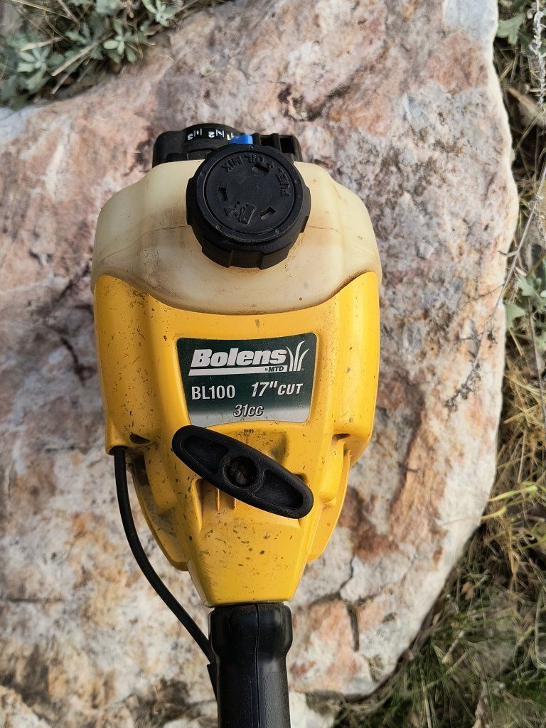 17" Bolens String Trimmer. Weed Wacker