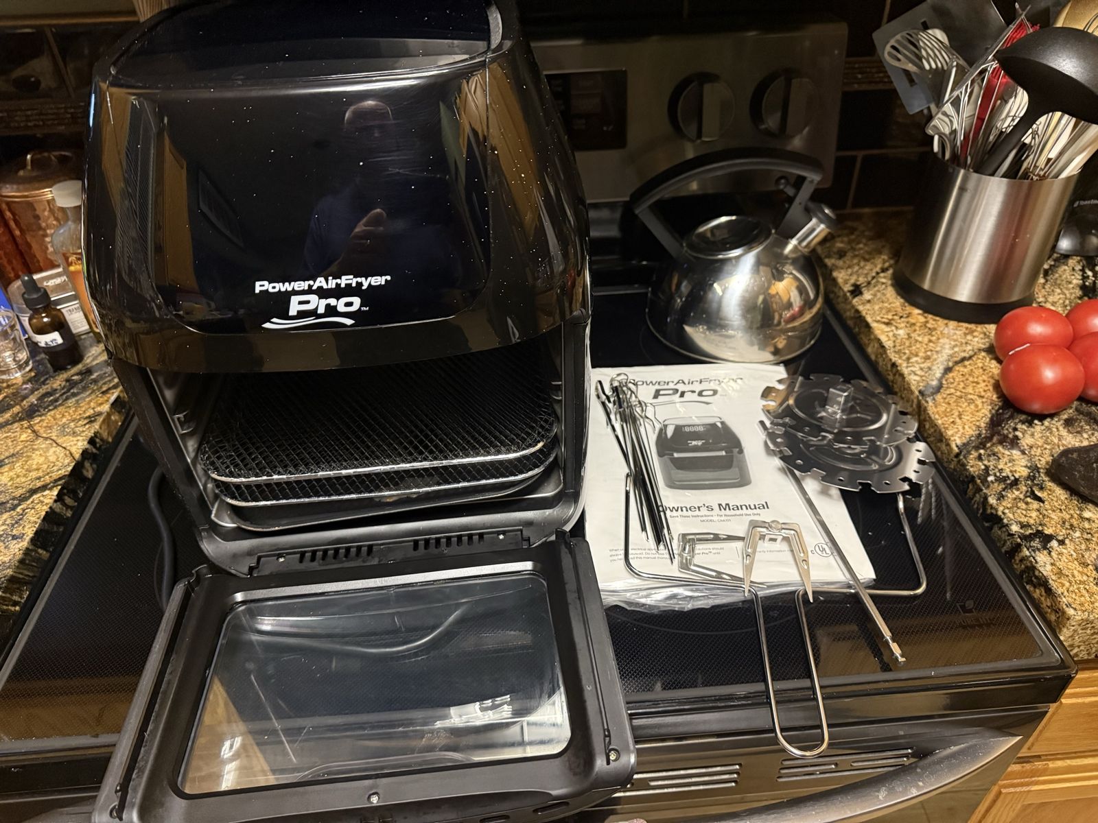 PowerAirFryer Pro 6-Quart Black Air Fryer Oven with Accessories & Manual, Model CM-001