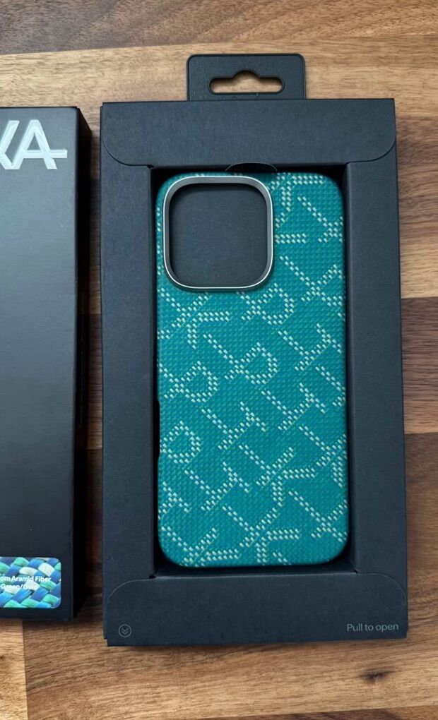 iPhone 16 Pro Max Pitaka Tactile Woven Case