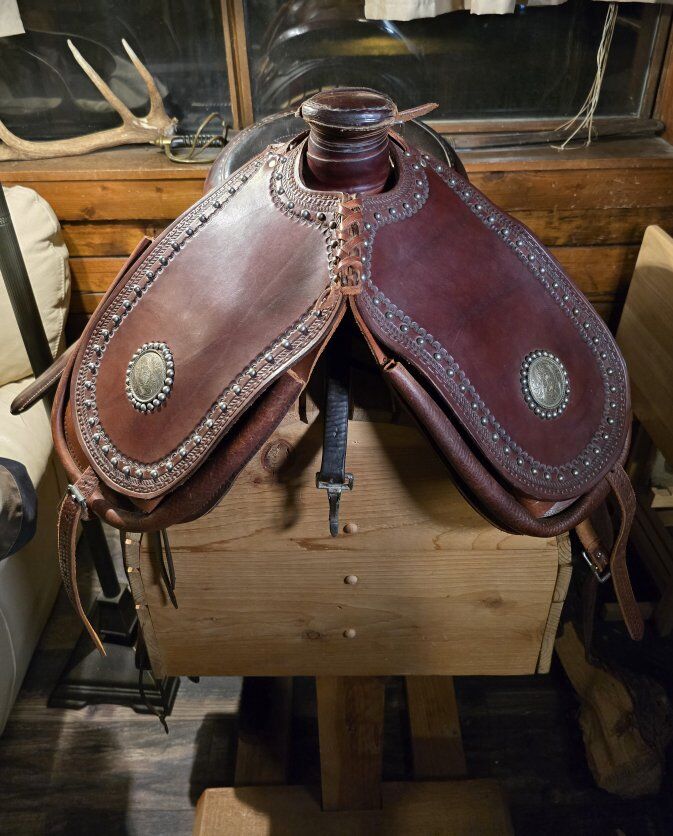 Vintage Saddle Horn Saddle Bags With Sterling