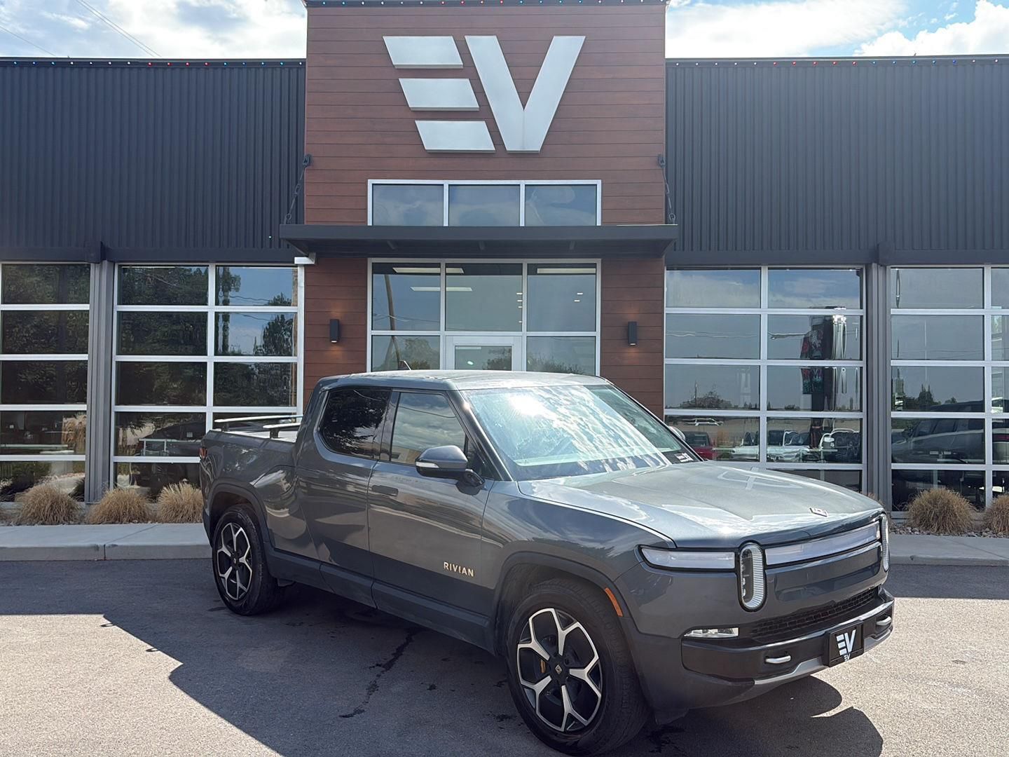 2022 Rivian R1T Adventure