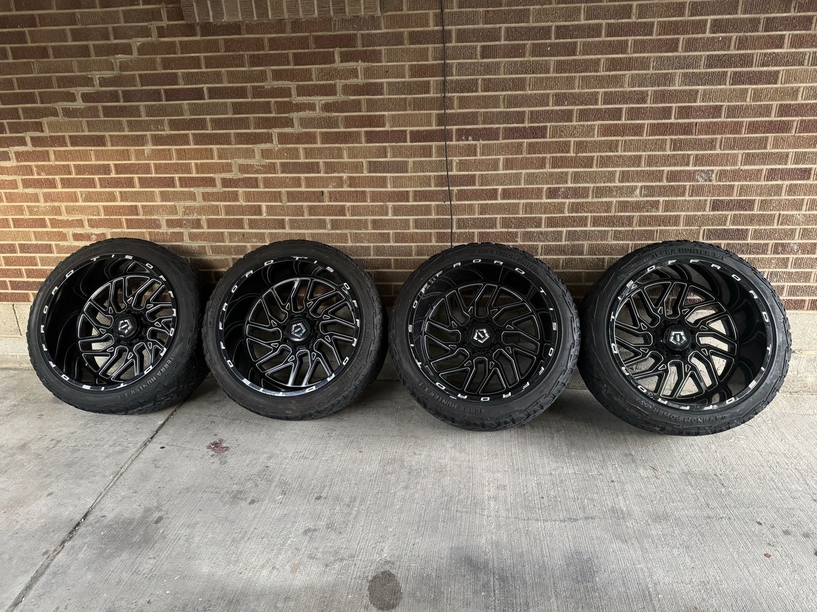 24x14 Tis 8x6.5