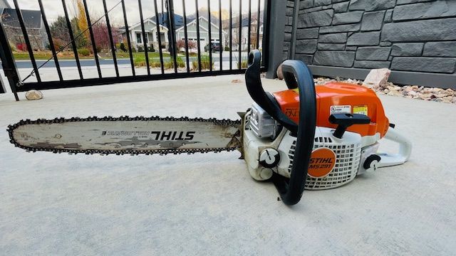 Chainsaw