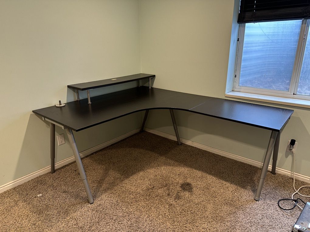 Office Desk