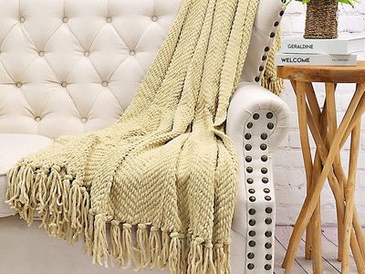 Cozy light yellow Chenille Knitted Throw Blanket with Fringe - Soft & Warm Home Decor