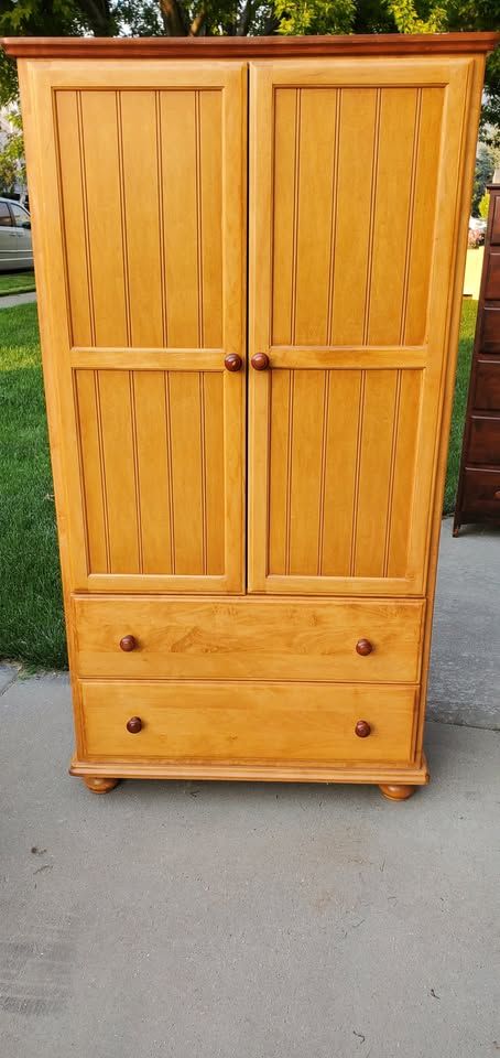 Beautiful Hardwood Armoire Wardrobe with Drawers, in Great Condition!