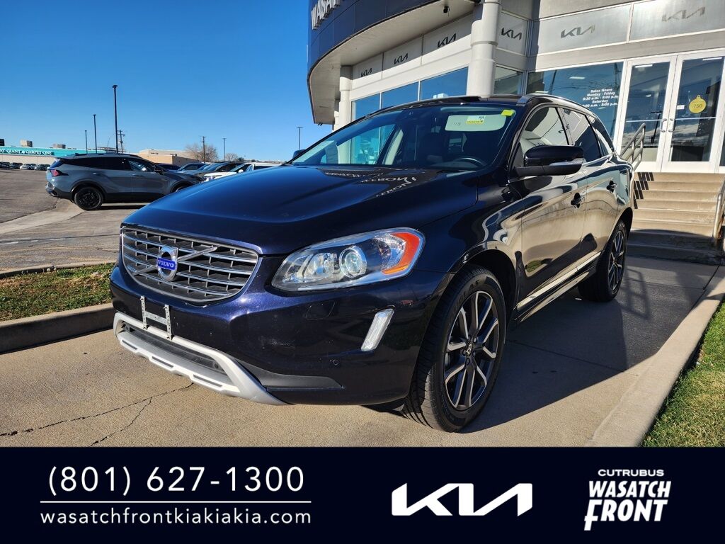2017 VOLVO XC60 T6 Dynamic