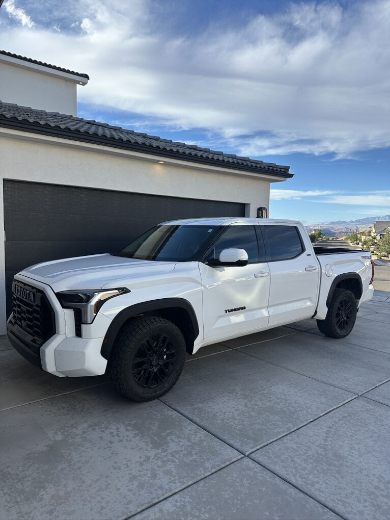 2022 Toyota Tundra SR5