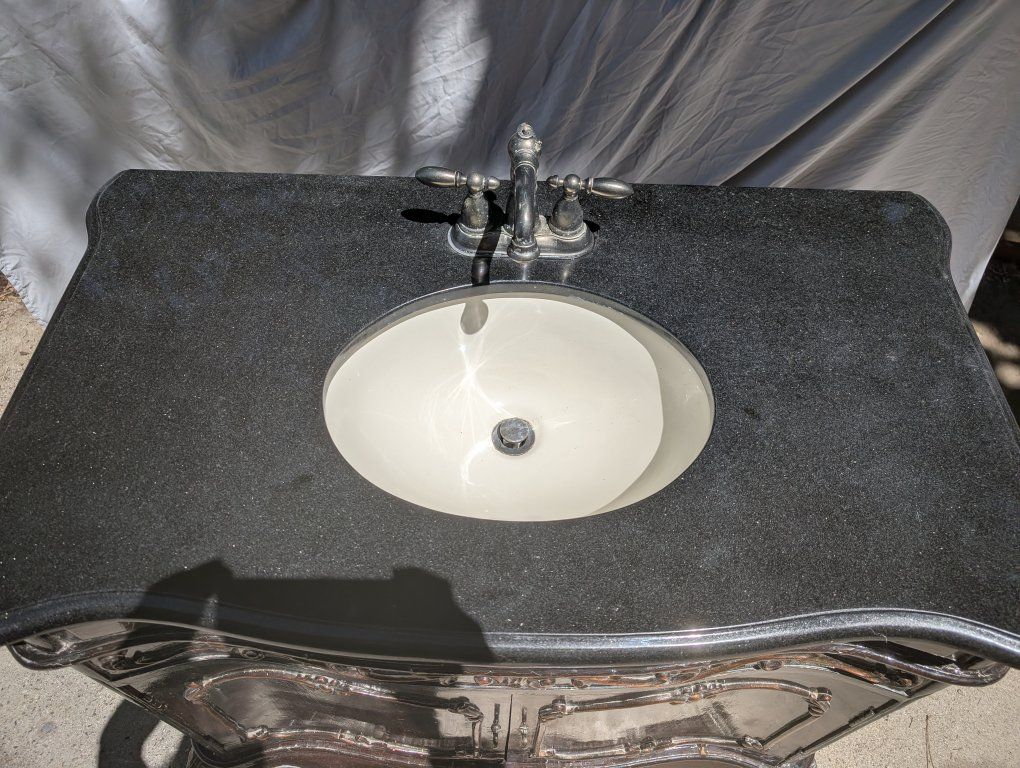 Main image 2