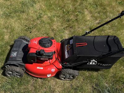Craftsman self propelled lawnmower with bag
