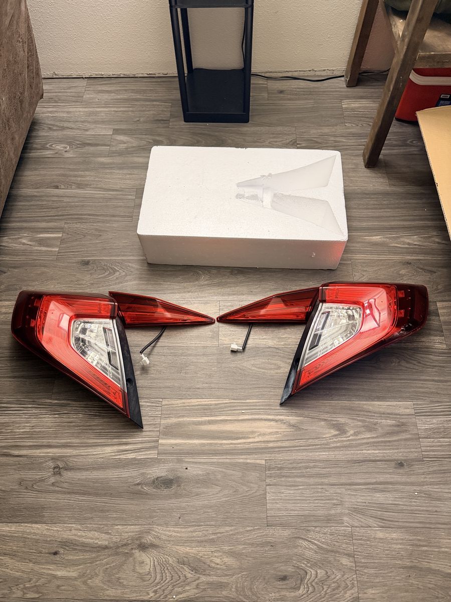 2017 honda civic tail lights