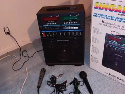 Vintage Lonestar Singalodeon K-5 Portable Stereo Karaoke Machine with Dual Cassette Deck & Microphones