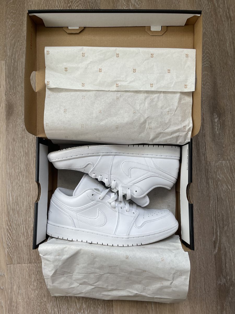 Men's Size 10 Nike Air Jordan 1 Low