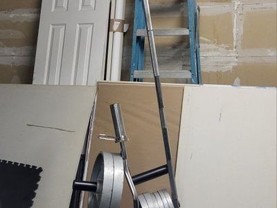 Weights 255 pounds