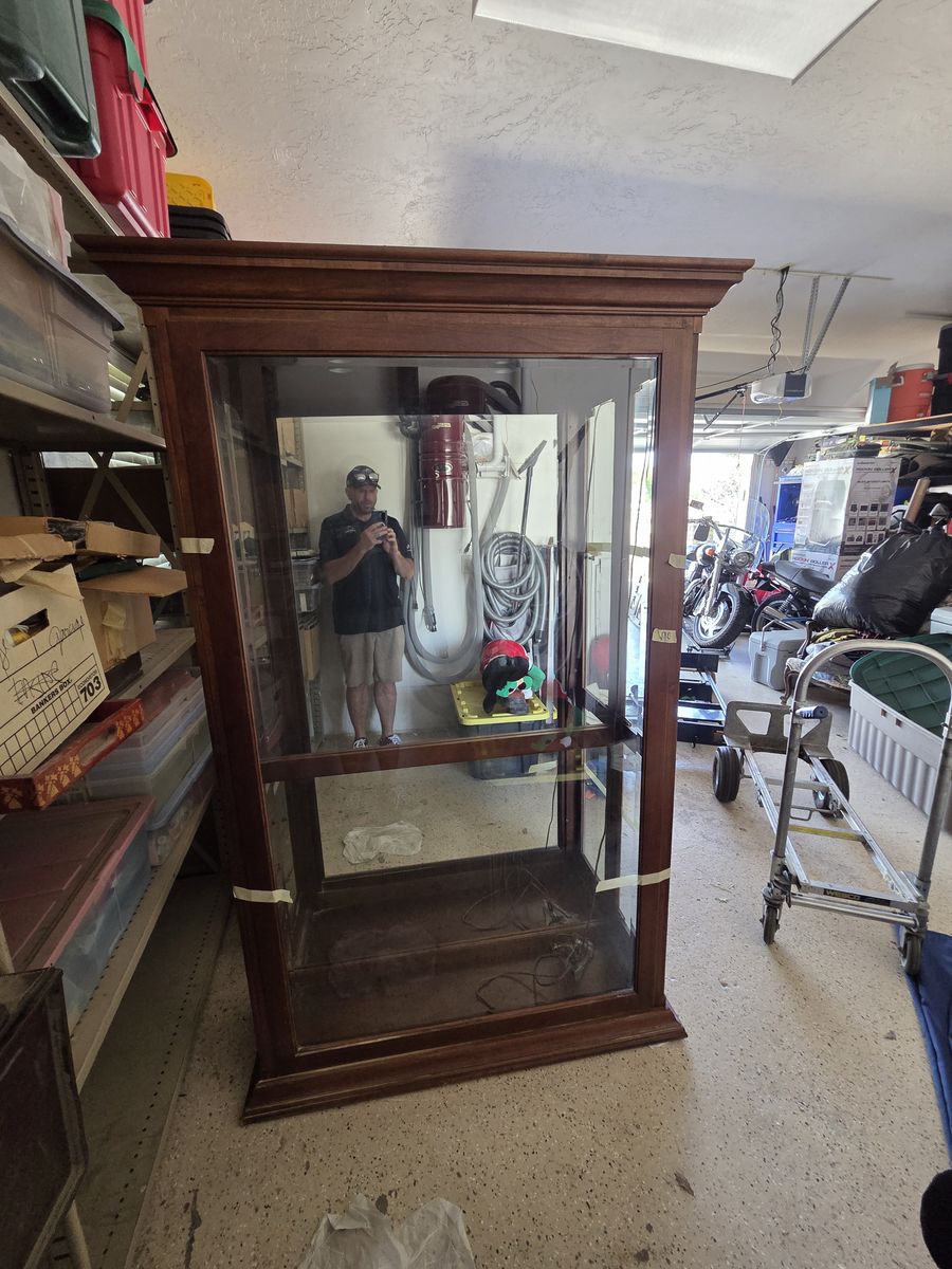 Grandmas Curio