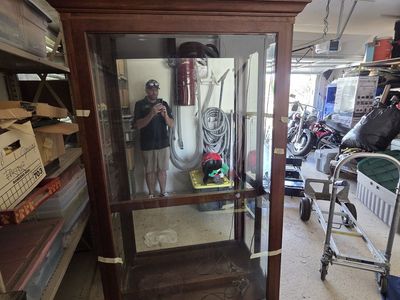 Grandmas Curio