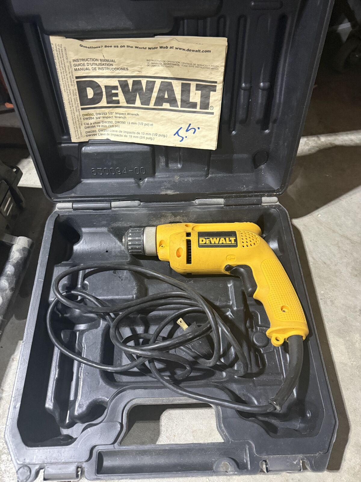 D21008 Corded Drill