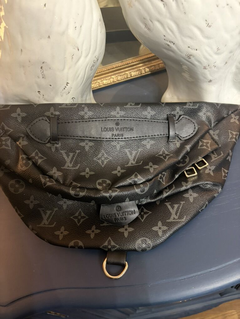 Louis Vuitton Bumbag DUPE