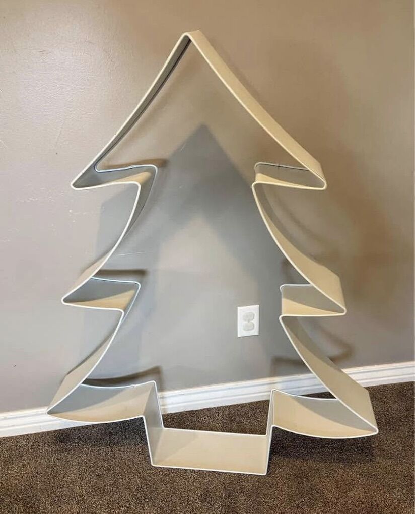 NEW HUGE Christmas Cookie Cutter Tree Decor !!!