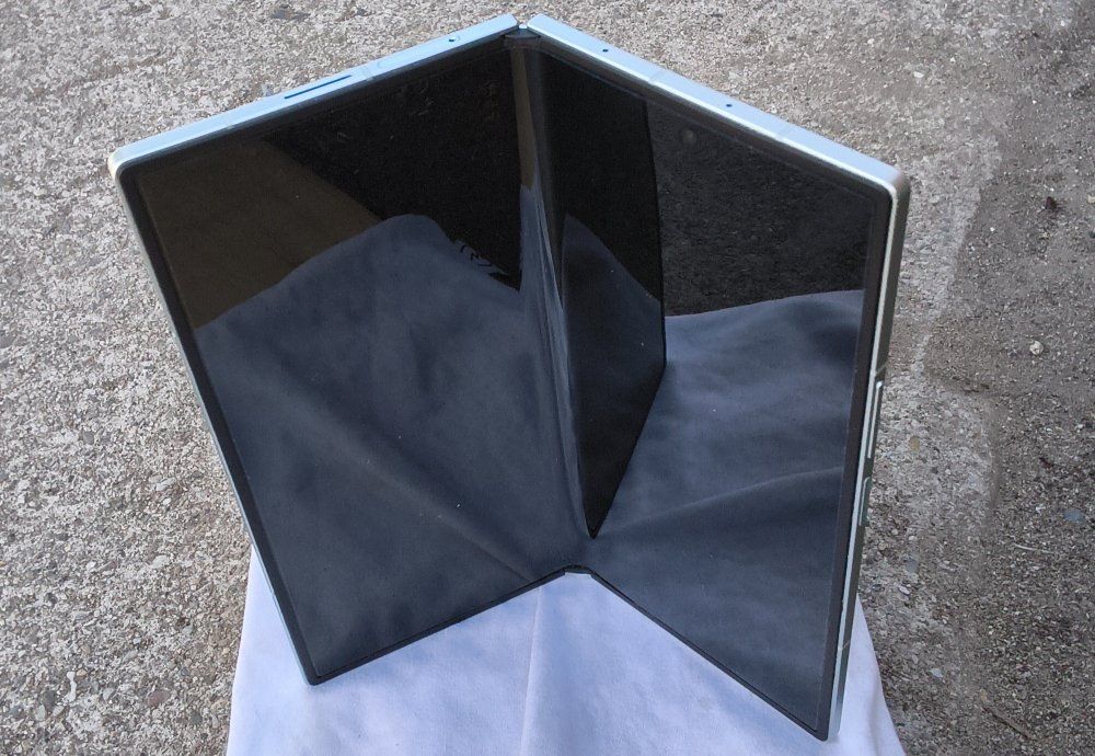 Main image 6