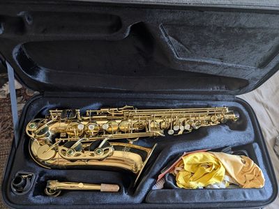 Jean Paul USA AS-400GL Alto Saxophone with Case - Excellent Condition - Ready to Play!