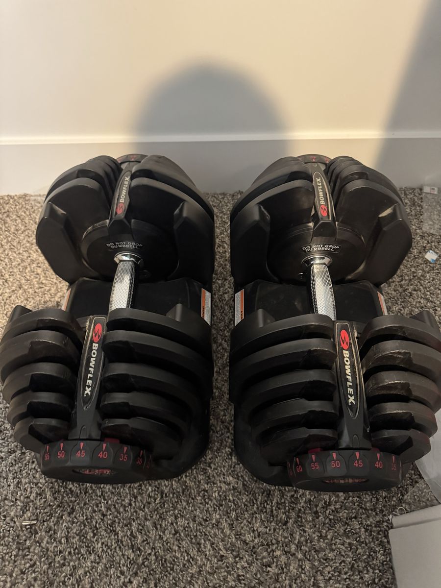 BOWFLEX ADJUSTABLE DUMBBELLS