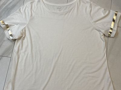 Old Navy Women's cream Short Sleeve T-Shirt with Gold Metallic Stripes, Size XXL