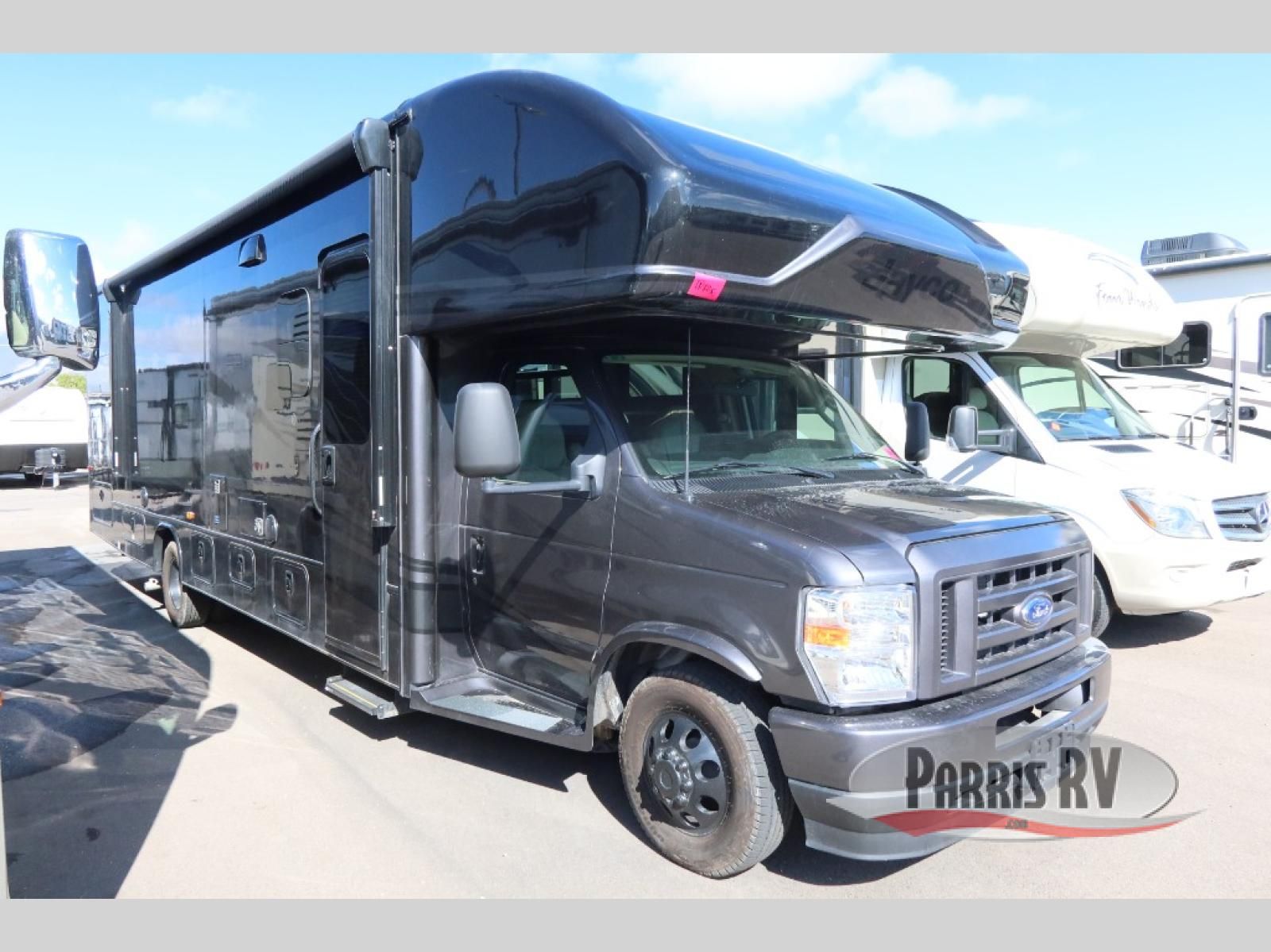 Used 2025 Jayco Greyhawk 30Z
