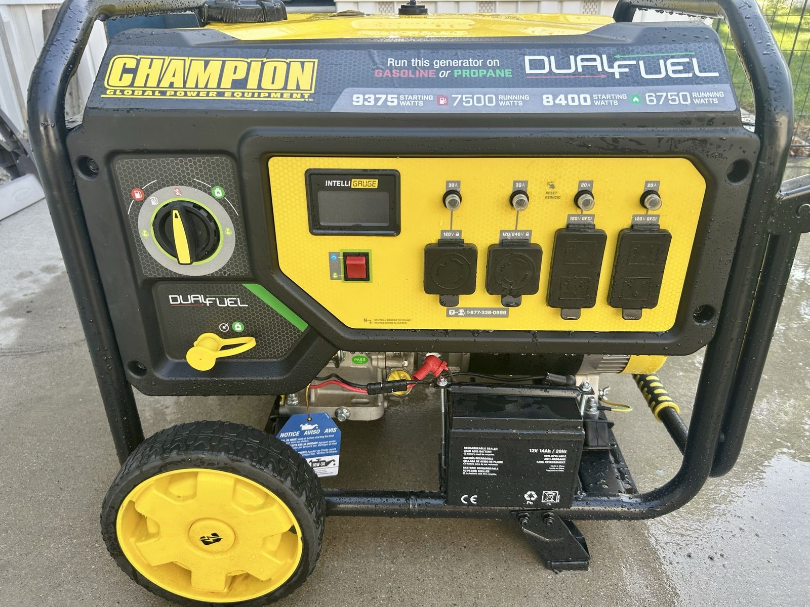 New 9350 Watt Dual Fuel Champion Generator