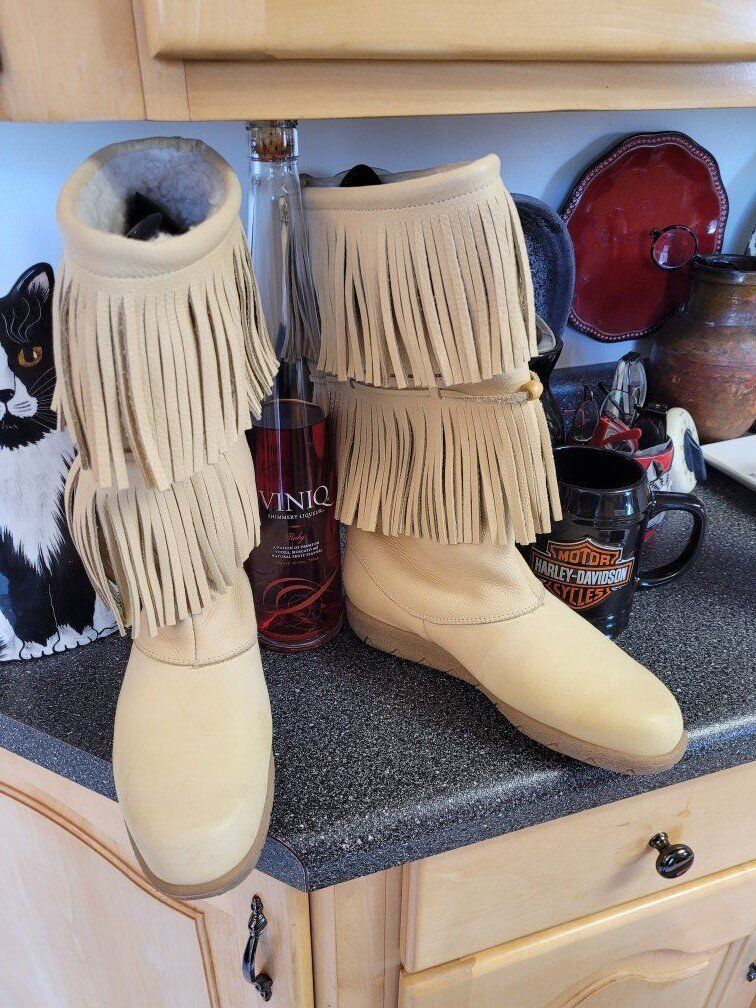 Mogensen Canadian Indigenous Moccasins