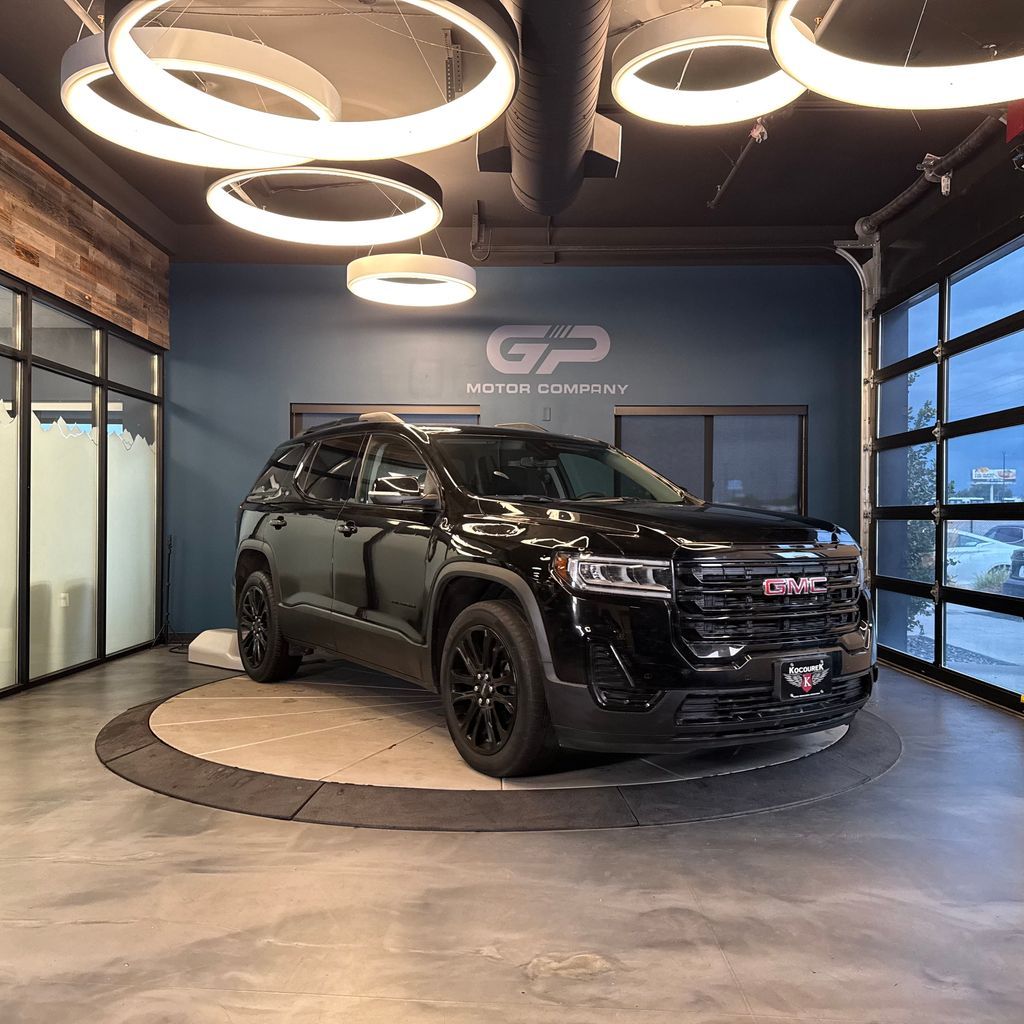 2023 GMC Acadia SLE