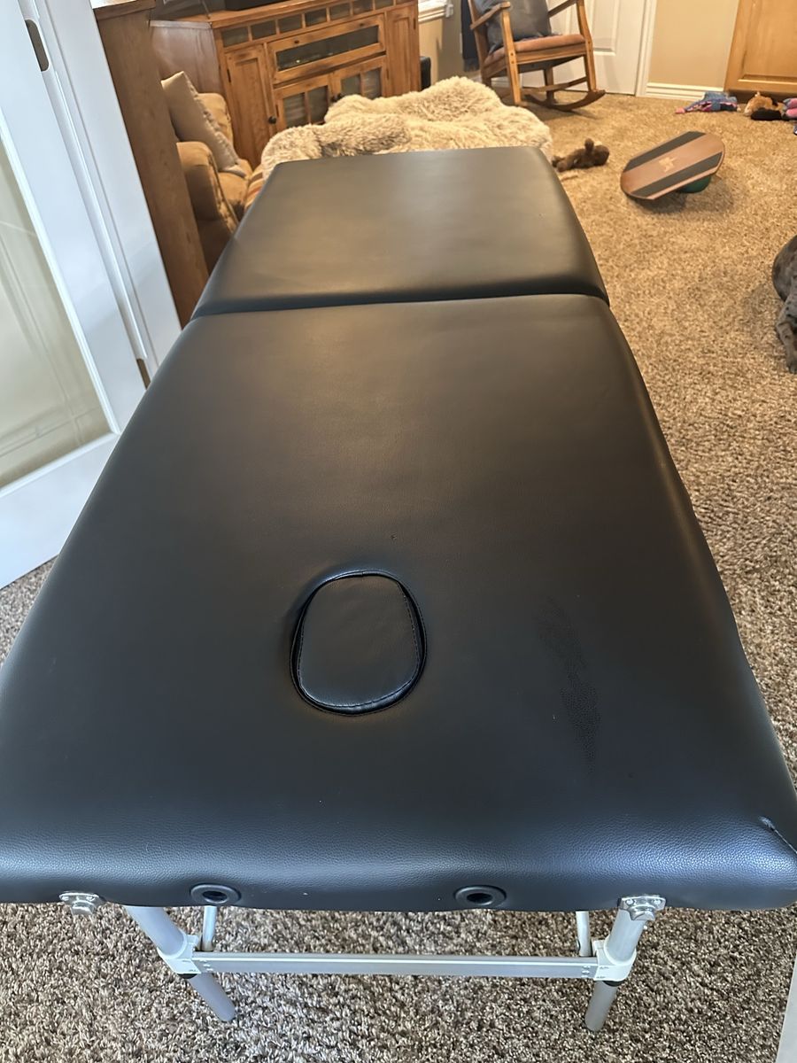 Great Massage Table