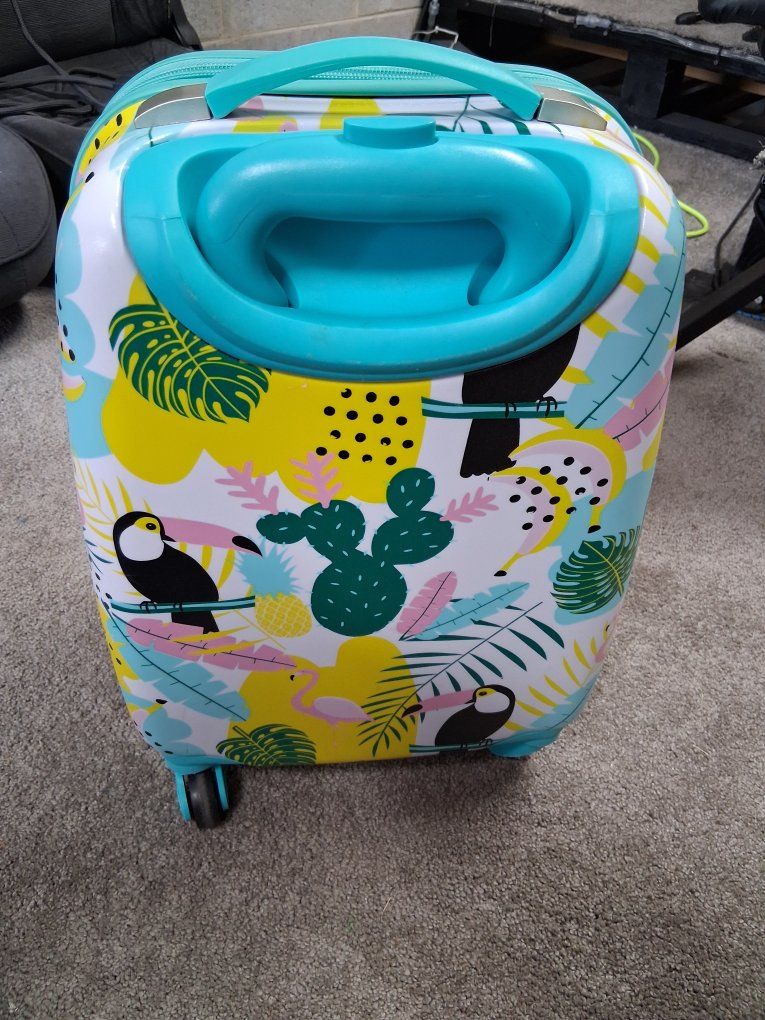 2 Super Cute Small Hard Plasic Luggage Carry on Suitcase New!
