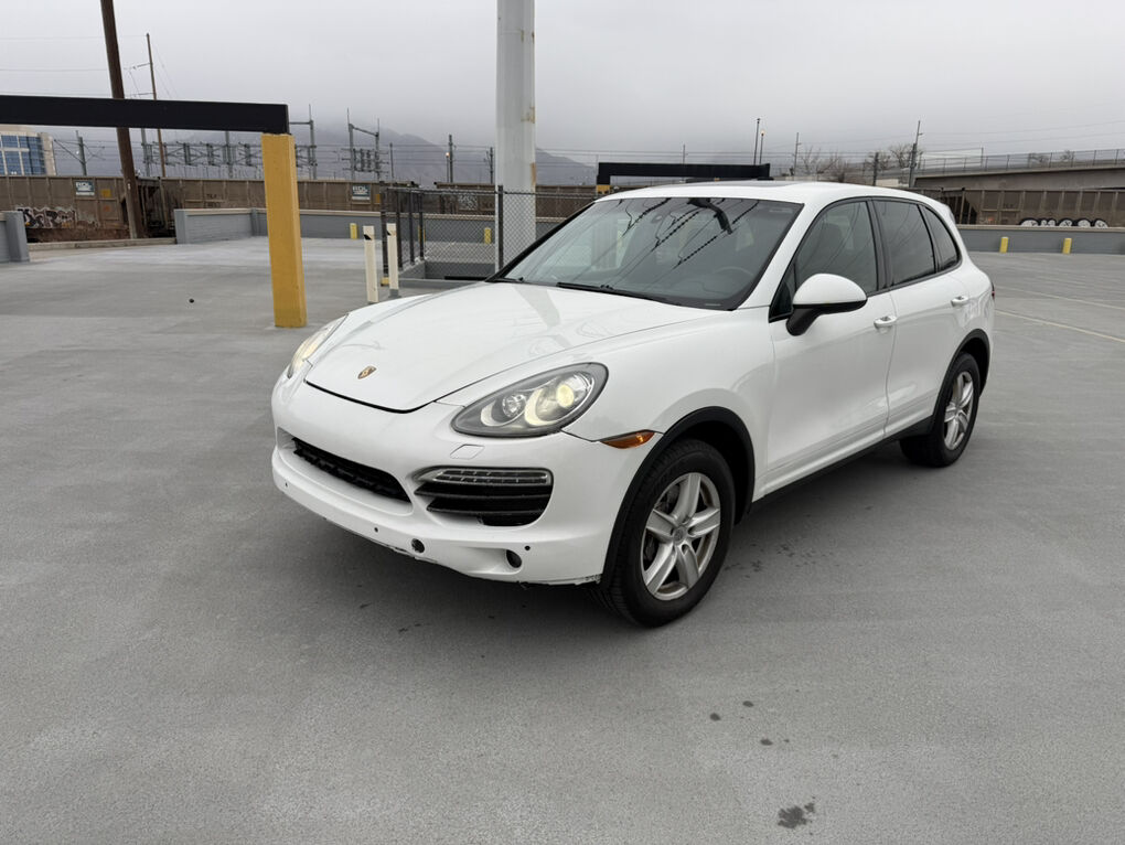 2012 Porsche Cayenne Base